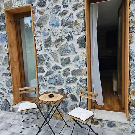 Crni Vrh - Divcinova شقة